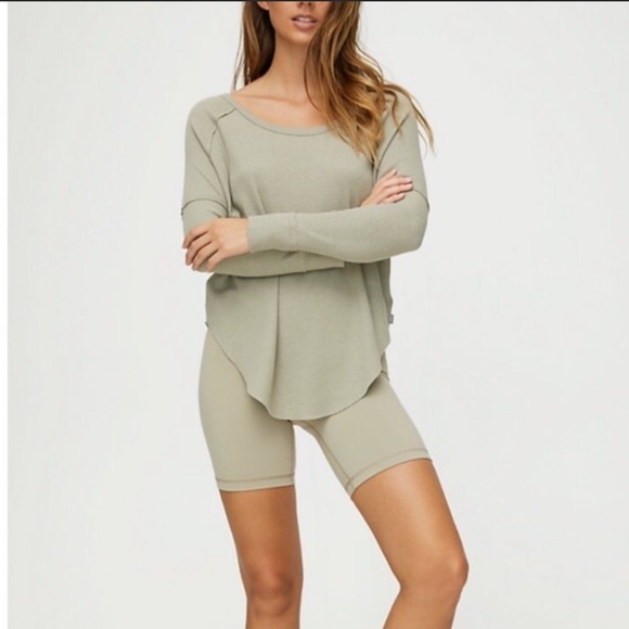Aritzia Tops - TNA Aritzia Waffle Knit Gray Long Sleeve Thermal
